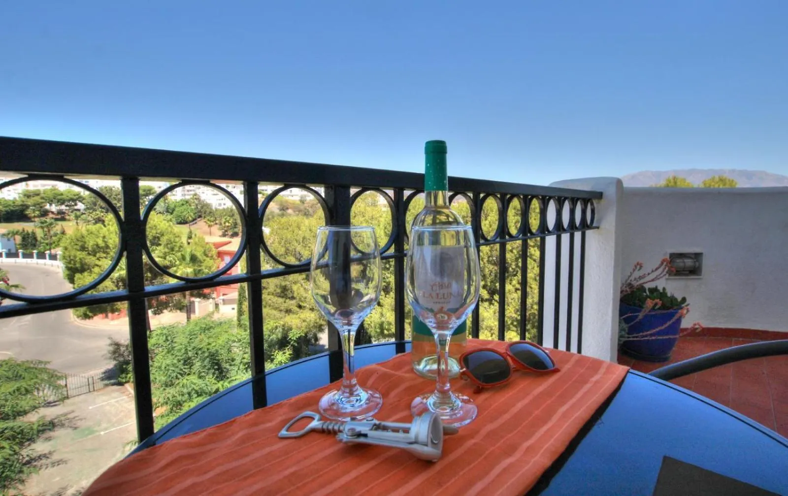 Apartment 18 Monte B, Miraflores, 2 Pools, Peaceful Views La Cala De Mijas Spain